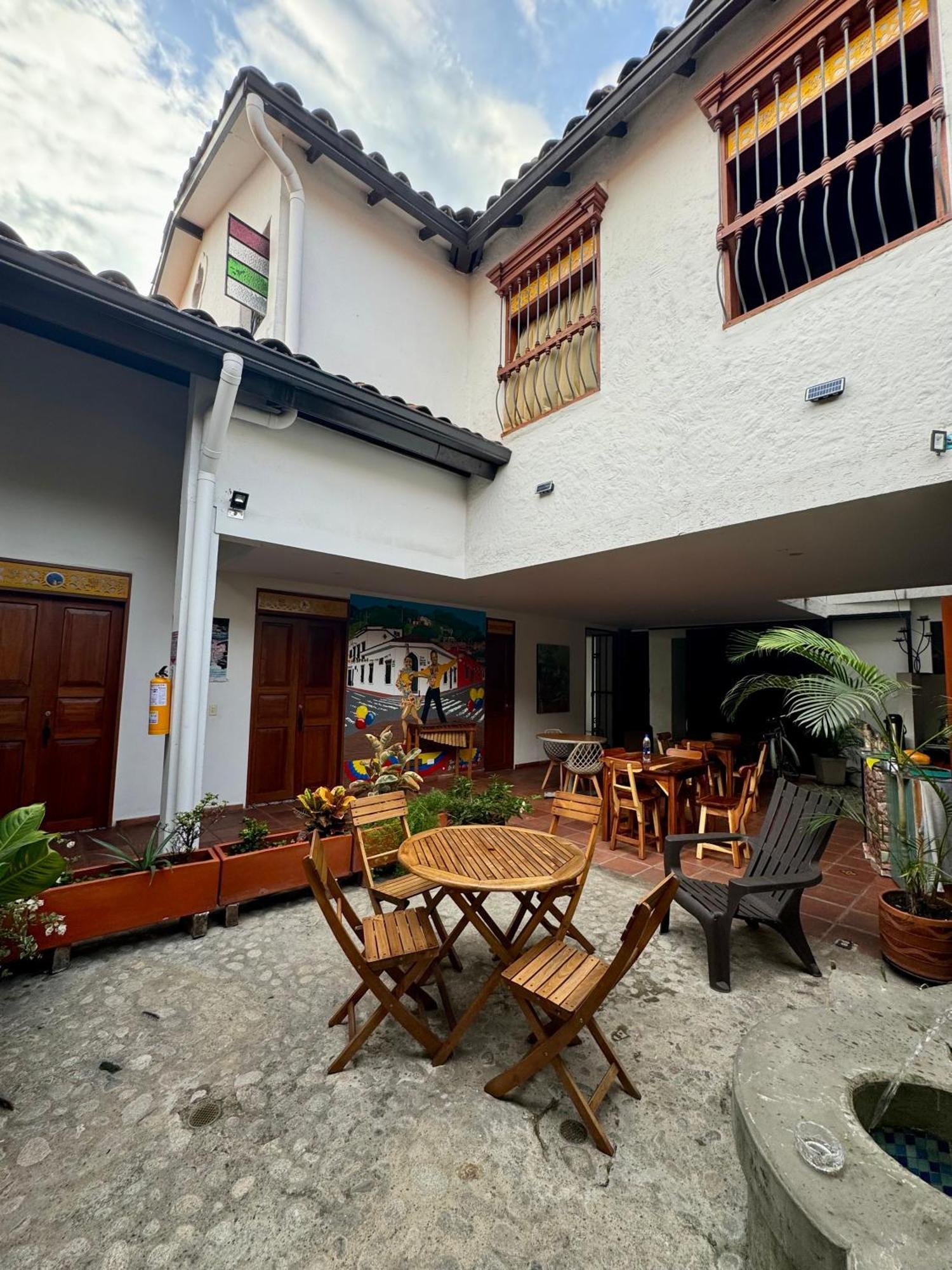 Hotel Casa Bresse Cali Εξωτερικό φωτογραφία